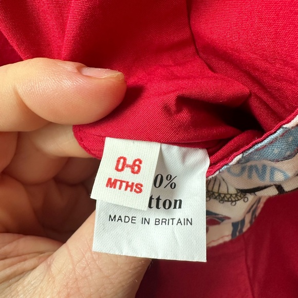 London Icons Reversible Dungarees Made in UK (Size 0-6 Months) - Picture 5 of 7